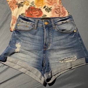 Kendall & Kylie Denim Blue Jean Shorts Size 24 0 The Icon Short Ripped High Rise
